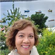 Soy profesora de Biología y artes plásticas. Me gusta enseñar de manera practica y divertida